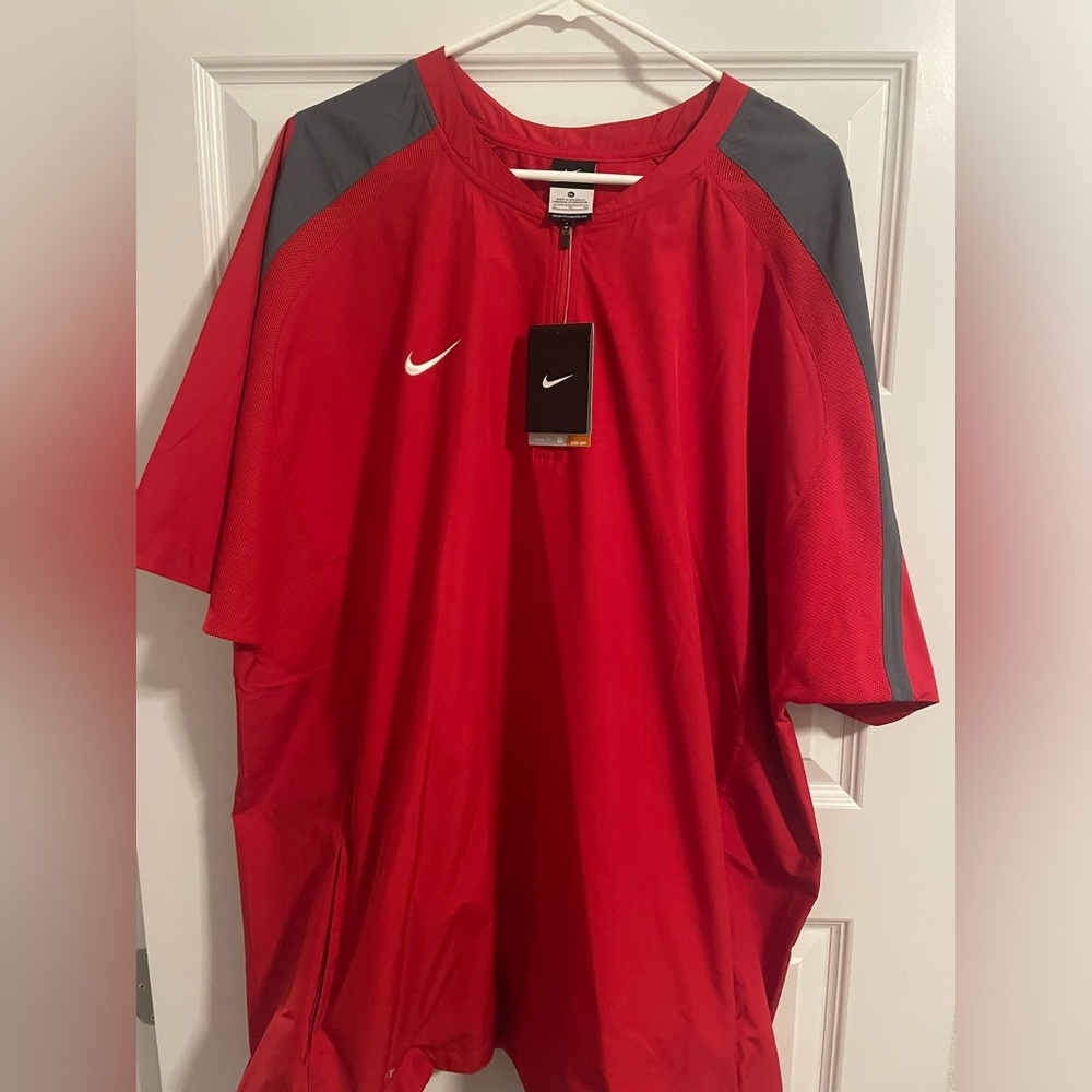 Nike red storm fit size XL